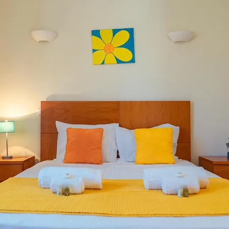 Retiro Da Atafona Pool House Yellow * Monte (Aveiro)