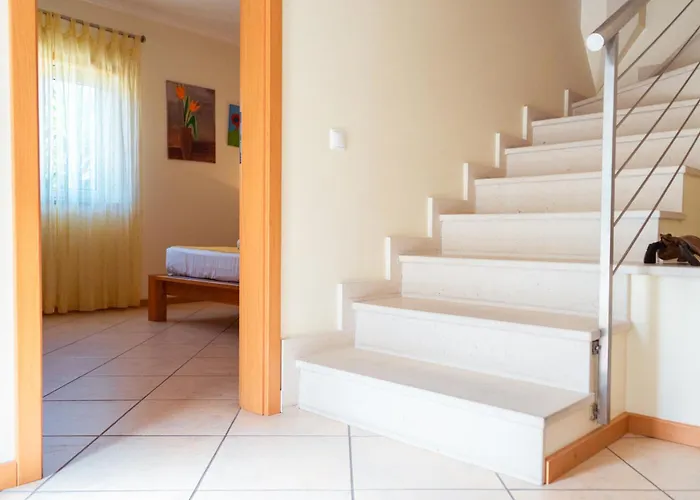 Holiday home Retiro Da Atafona Pool House Yellow